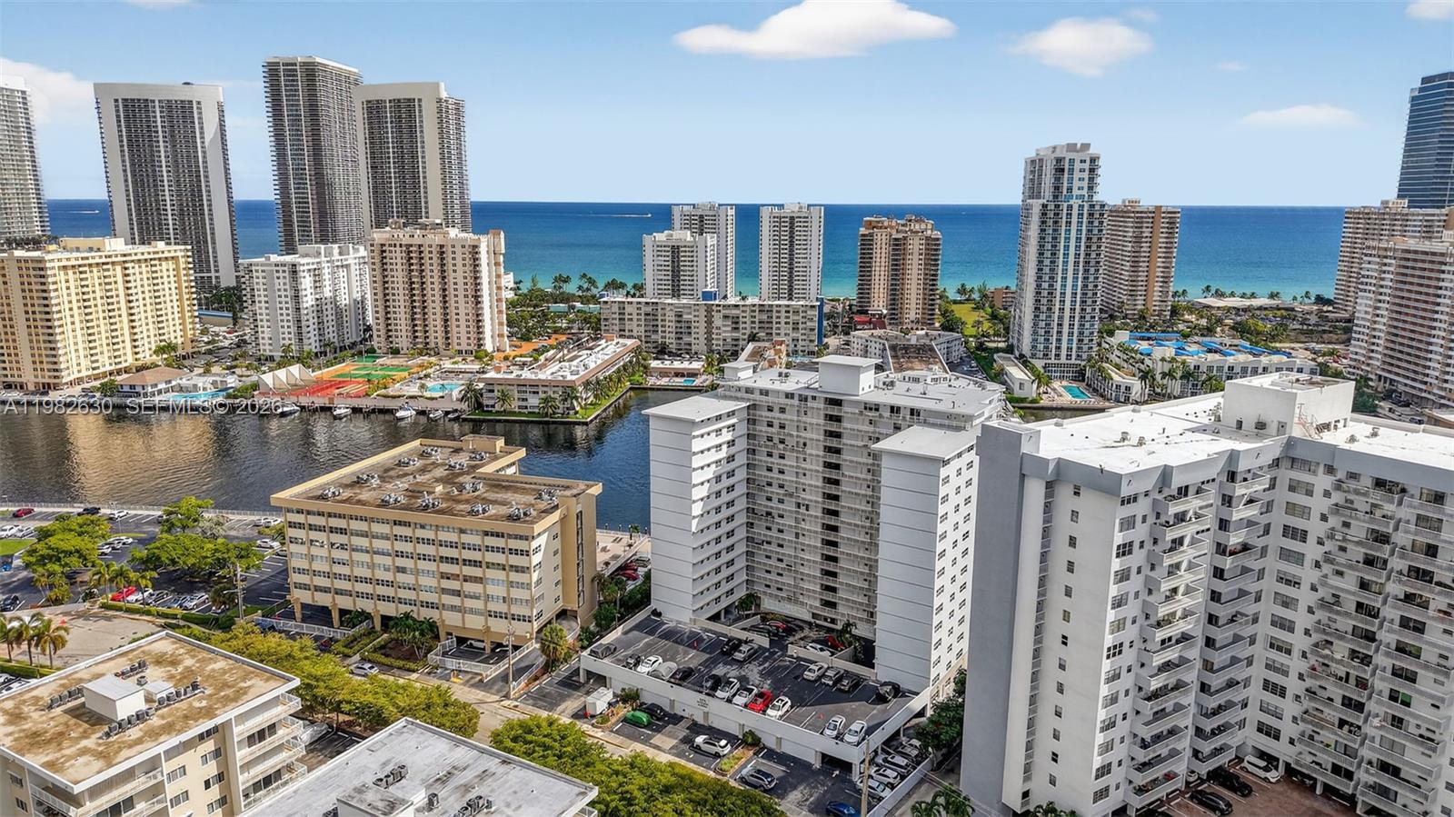 121 Golden Isles Dr #205, Hallandale Beach FL 33009