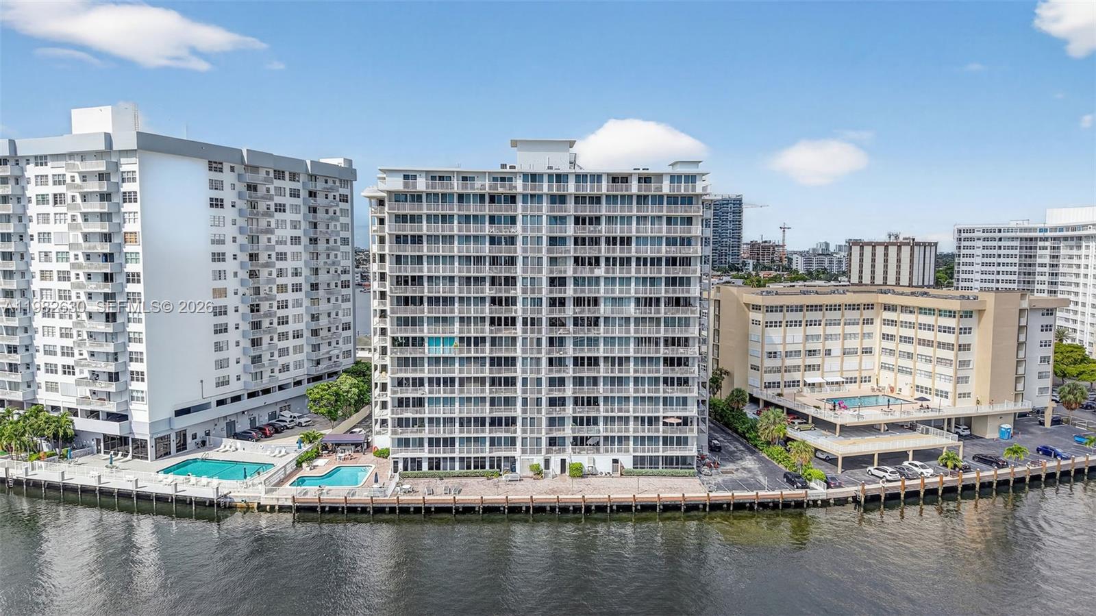 121 Golden Isles Dr #205, Hallandale Beach FL 33009
