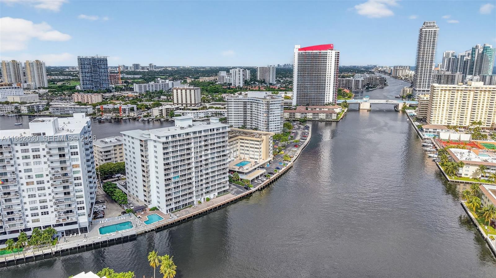 121 Golden Isles Dr #205, Hallandale Beach FL 33009
