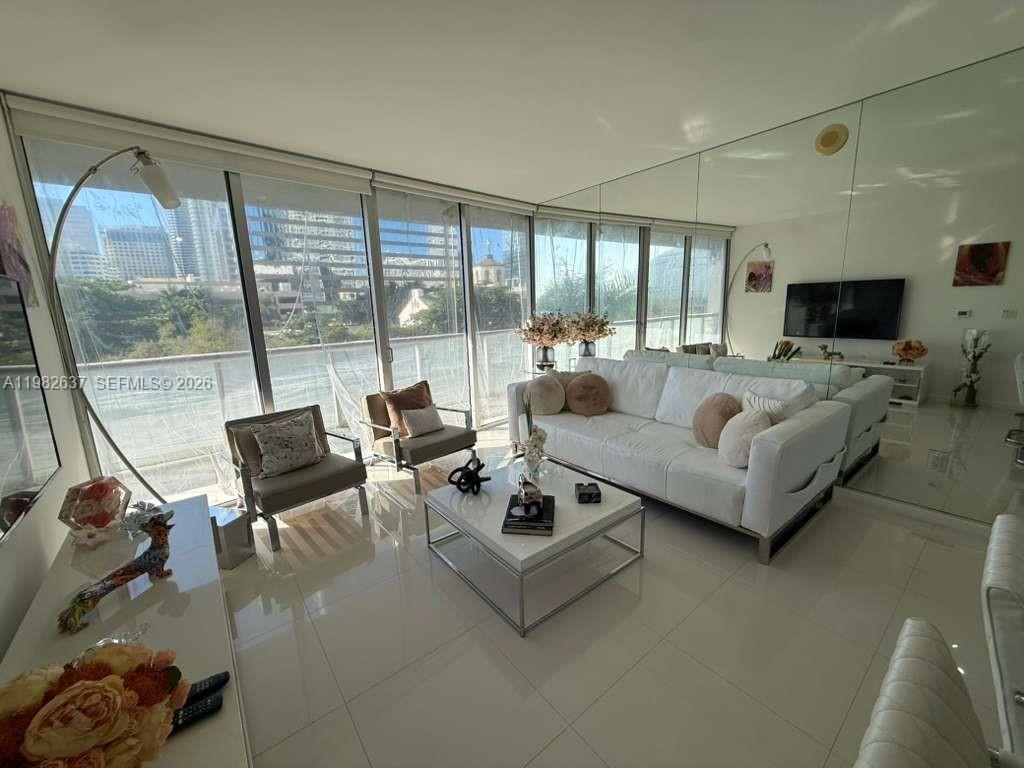 495 Brickell Ave #511, Miami FL 33131