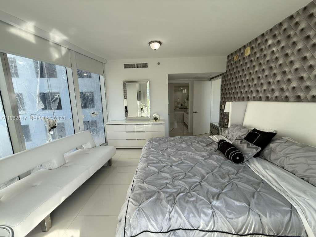 495 Brickell Ave #511, Miami FL 33131