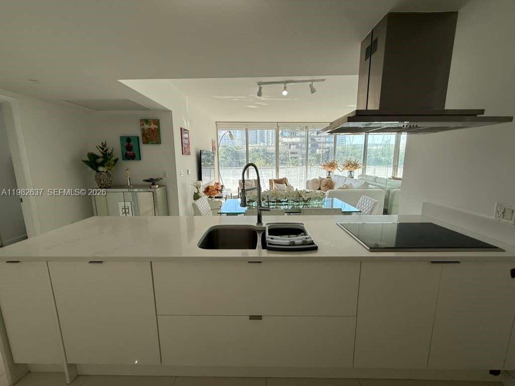 495 Brickell Ave #511, Miami FL 33131