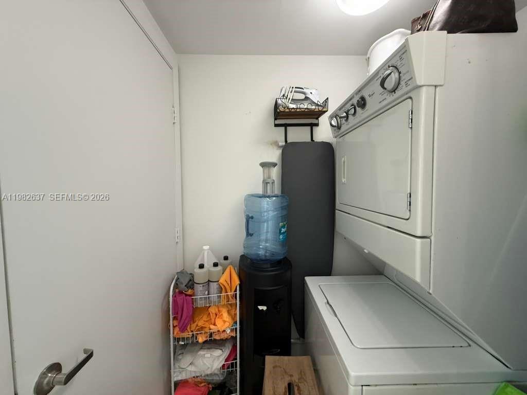 495 Brickell Ave #511, Miami FL 33131