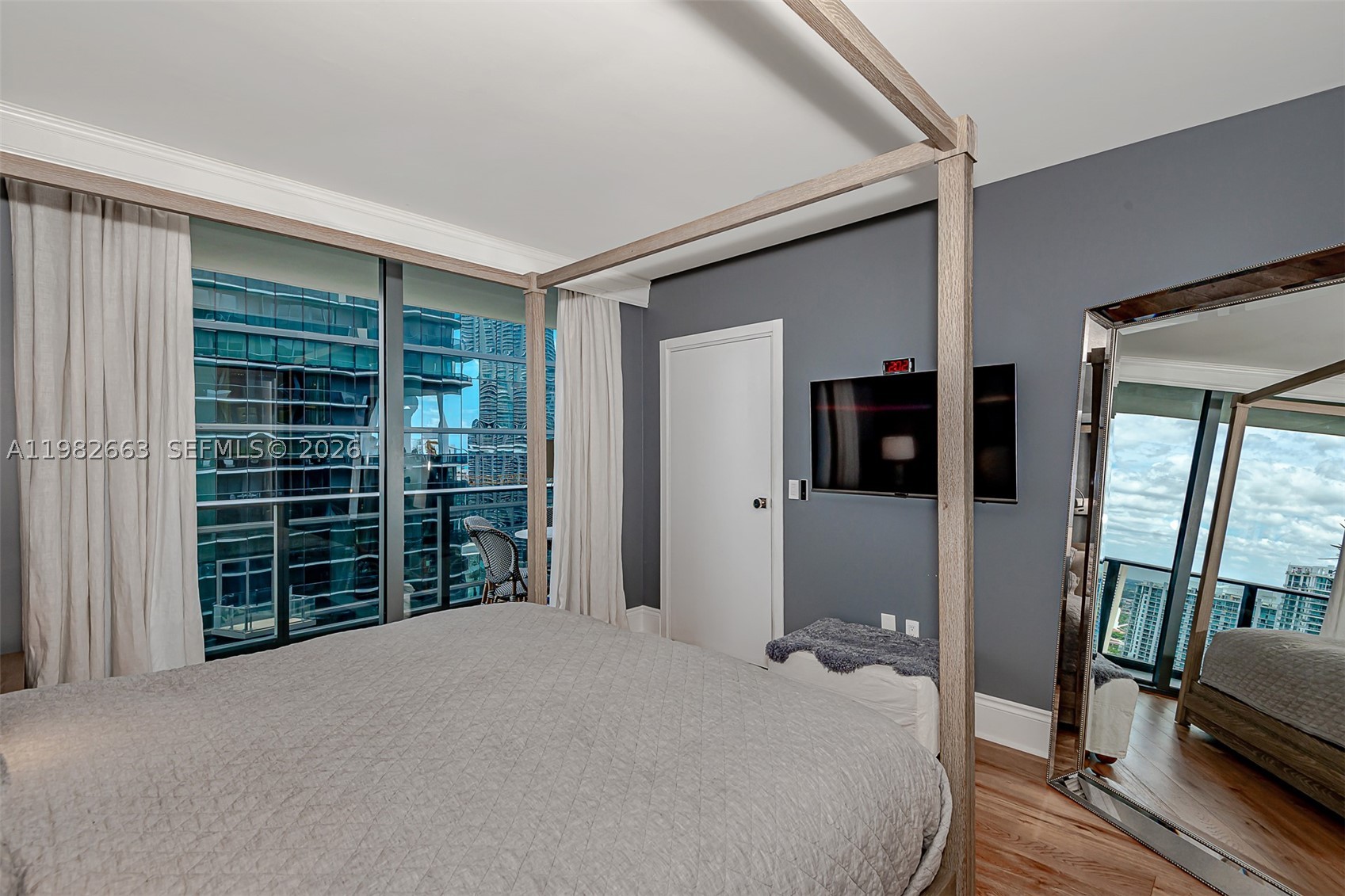 801 S Miami Ave #4508, Miami FL 33130
