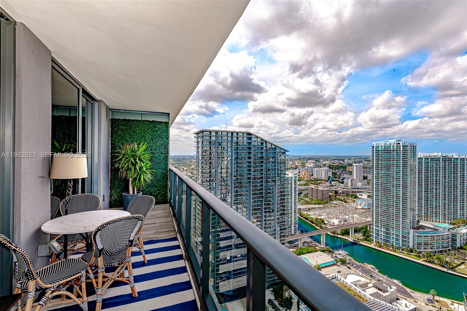 801 S Miami Ave #4508, Miami FL 33130