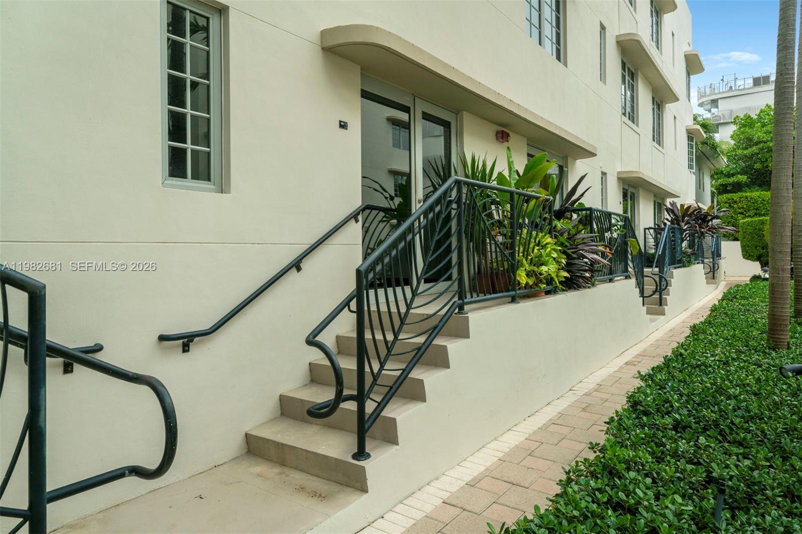 435 21st St #103, Miami Beach FL 33139