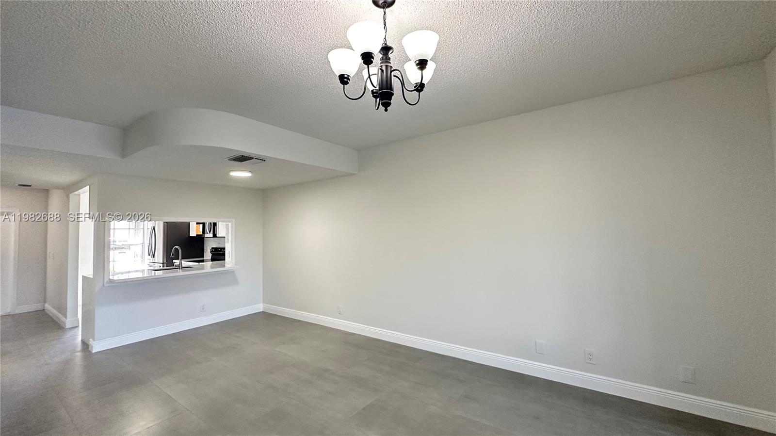 16769 Hemingway Dr, Weston FL 33326