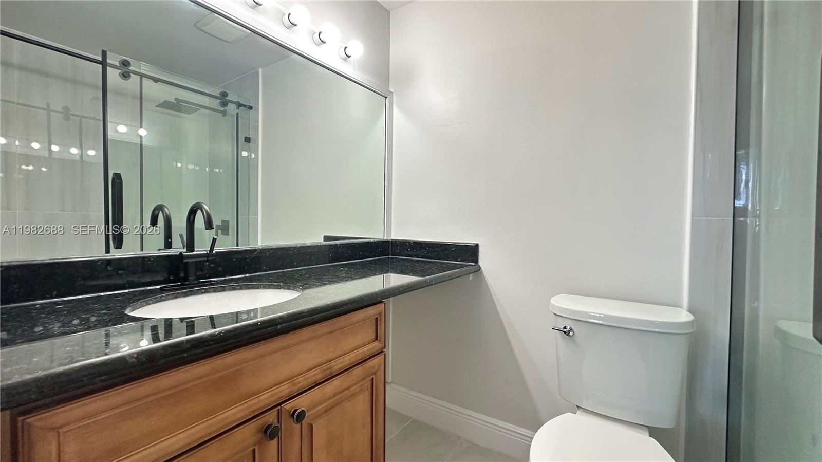 16769 Hemingway Dr, Weston FL 33326