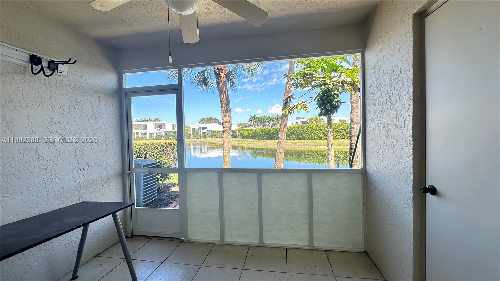 16769 Hemingway Dr, Weston FL 33326