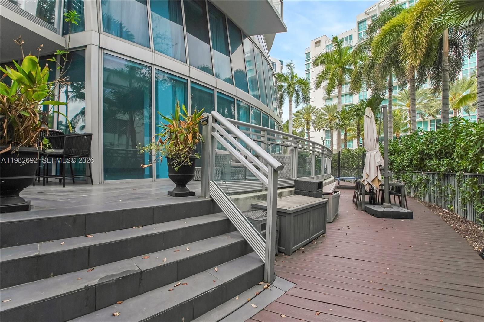 2950 NE 188th St #150, Aventura FL 33180
