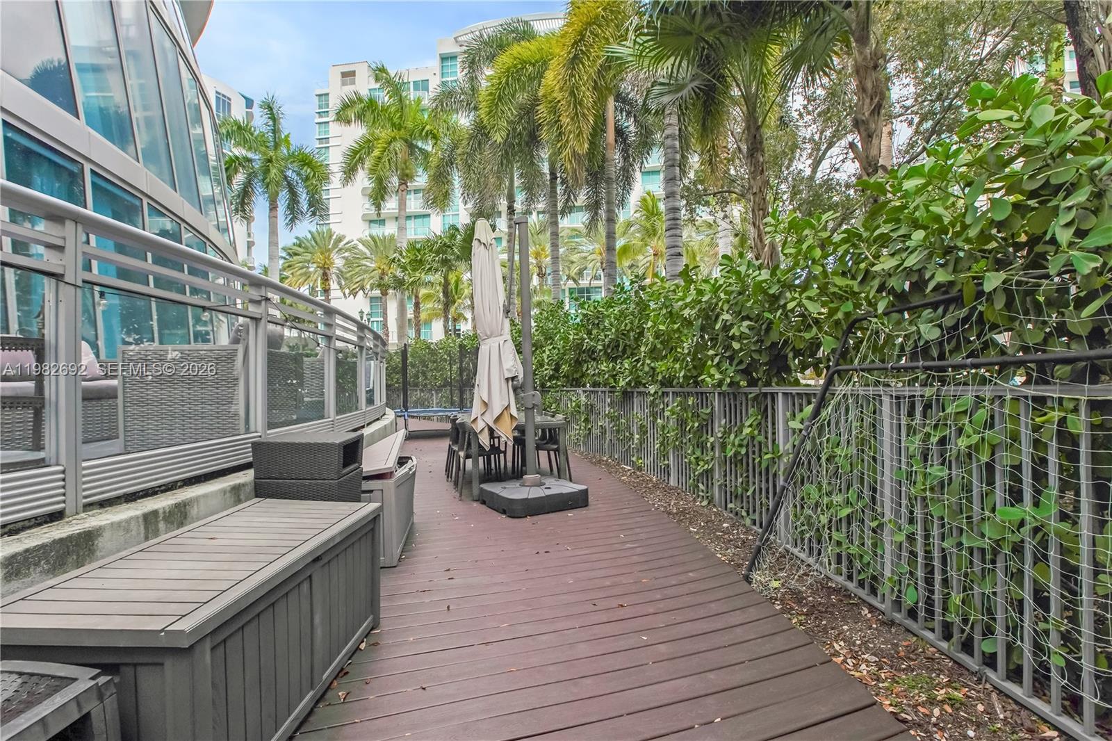 2950 NE 188th St #150, Aventura FL 33180