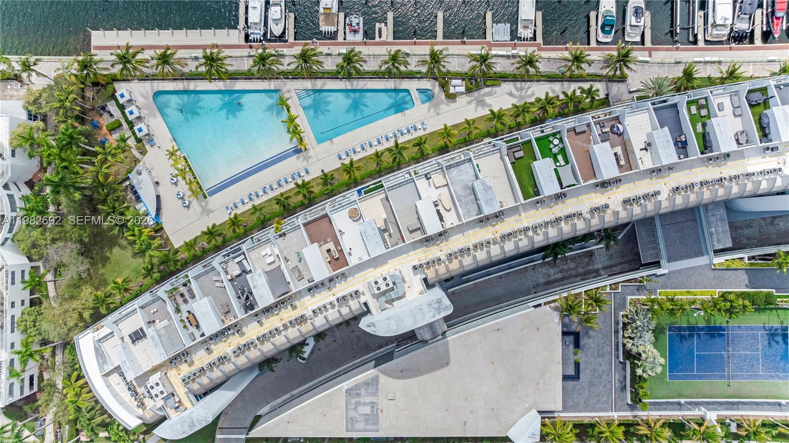 2950 NE 188th St #150, Aventura FL 33180