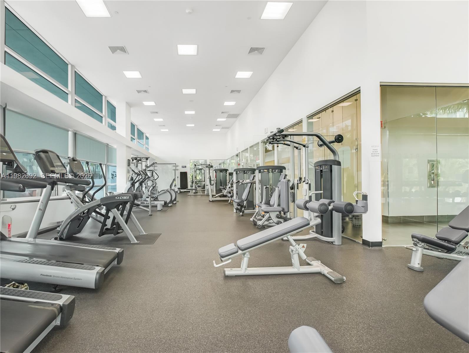 2950 NE 188th St #150, Aventura FL 33180