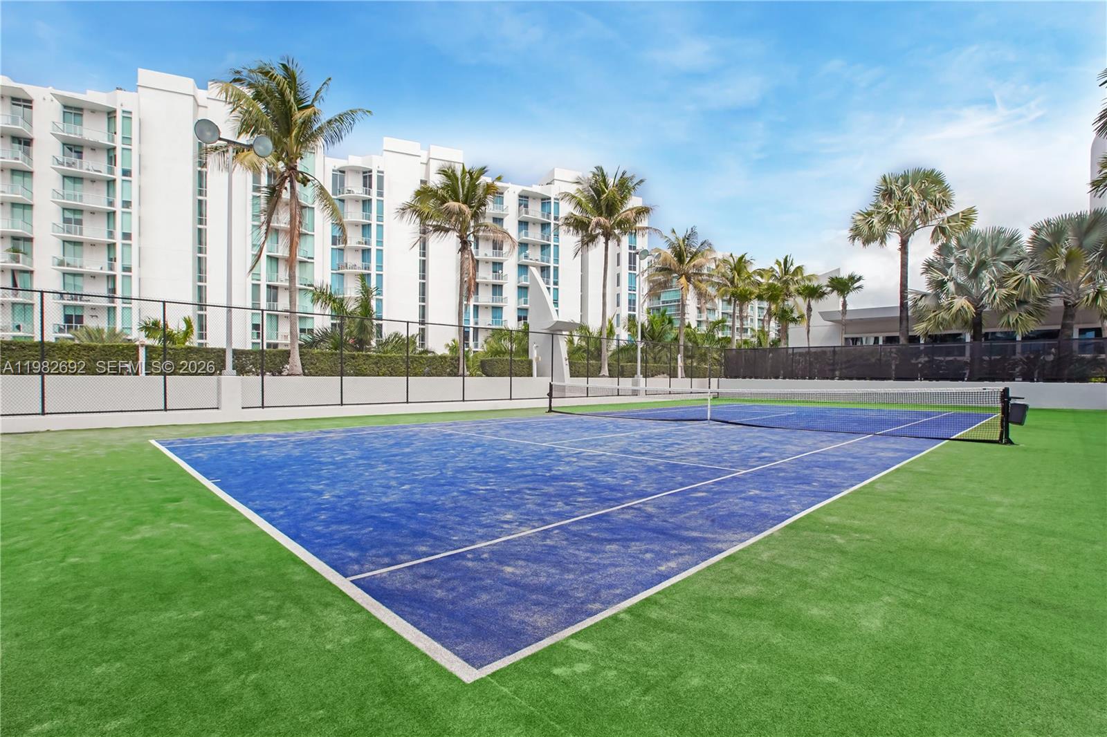 2950 NE 188th St #150, Aventura FL 33180