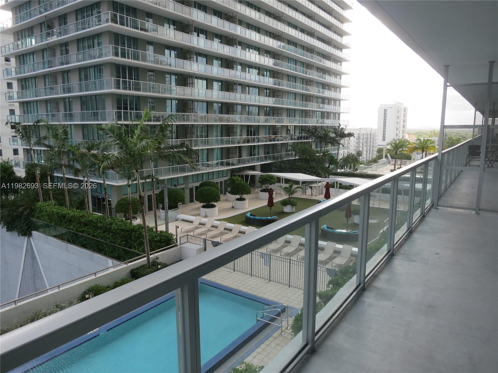 1111 SW 1 AV #1118-N, Miami FL 33130