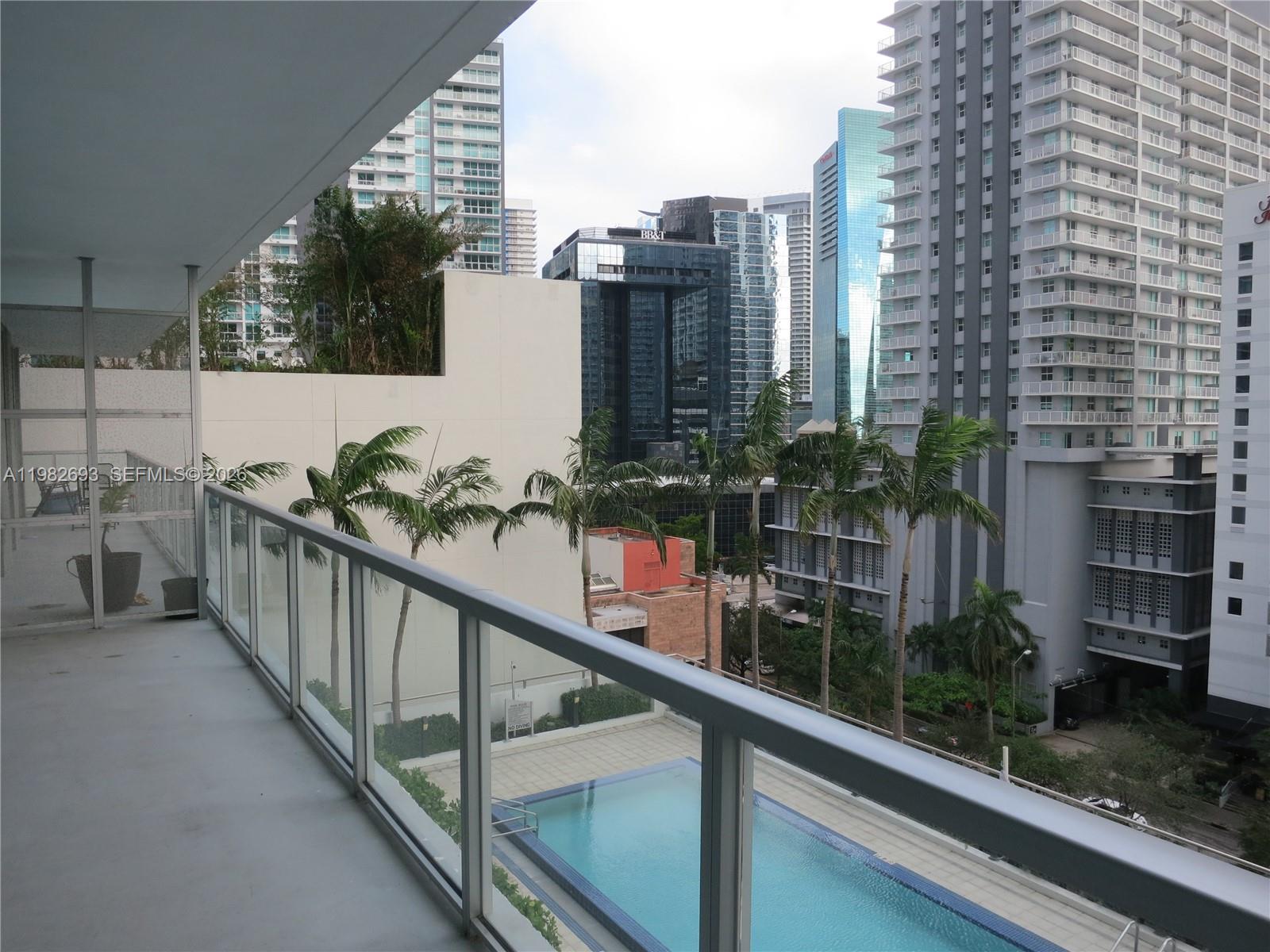 1111 SW 1 AV #1118-N, Miami FL 33130