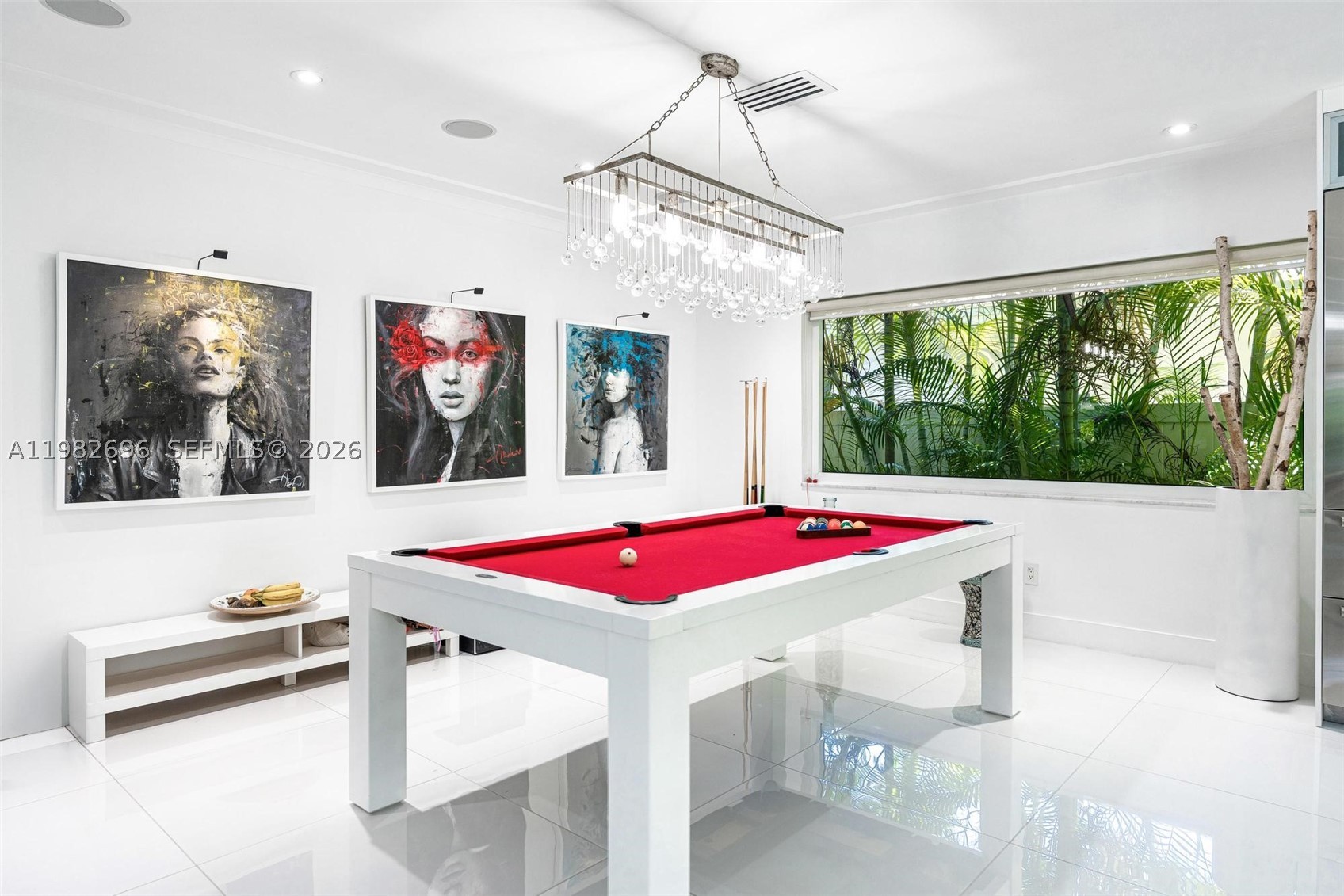 1865 Daytonia Rd, Miami Beach FL 33141