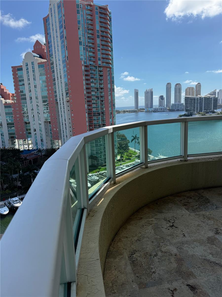 3340 NE 190th St #1507, Aventura FL 33180