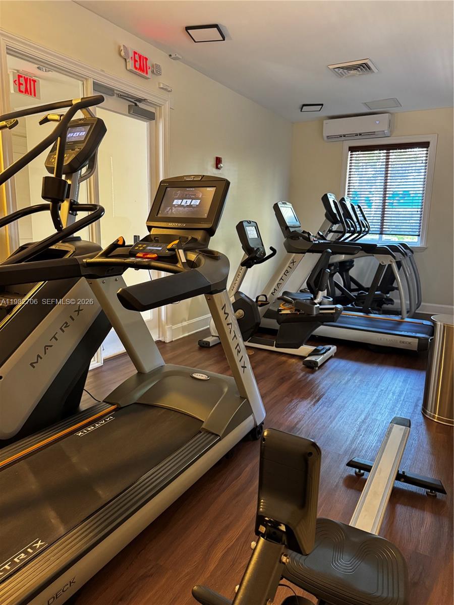 3340 NE 190th St #1507, Aventura FL 33180