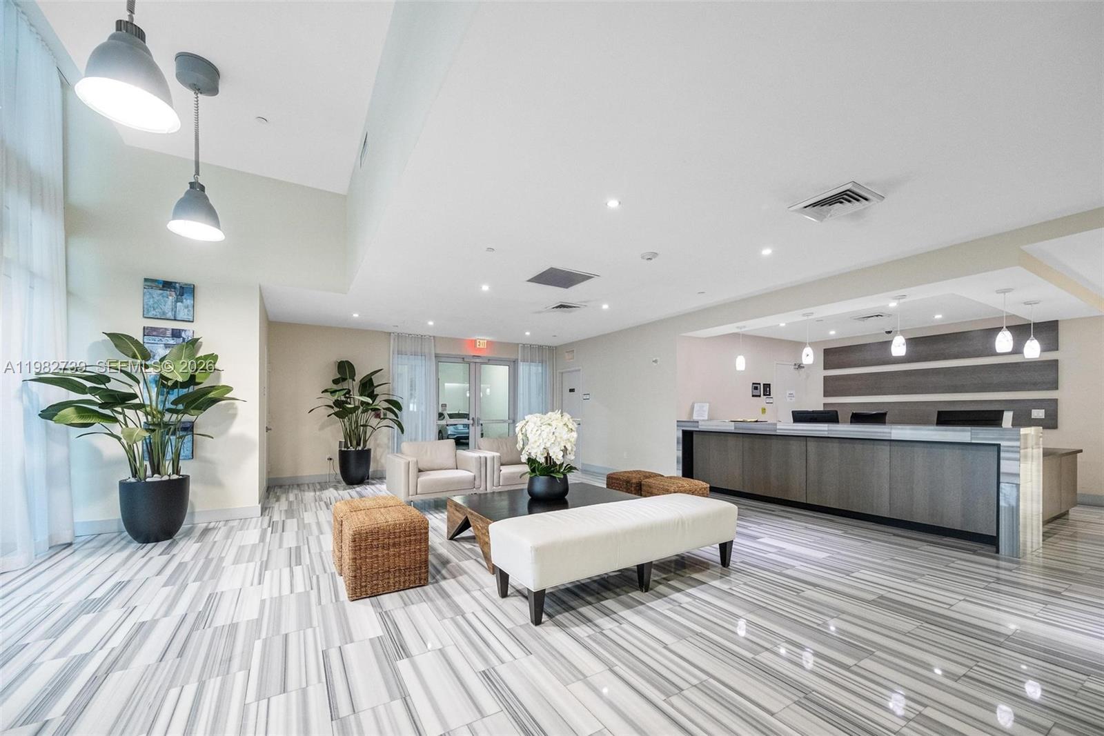 3030 NE 188th St #404, Aventura FL 33180