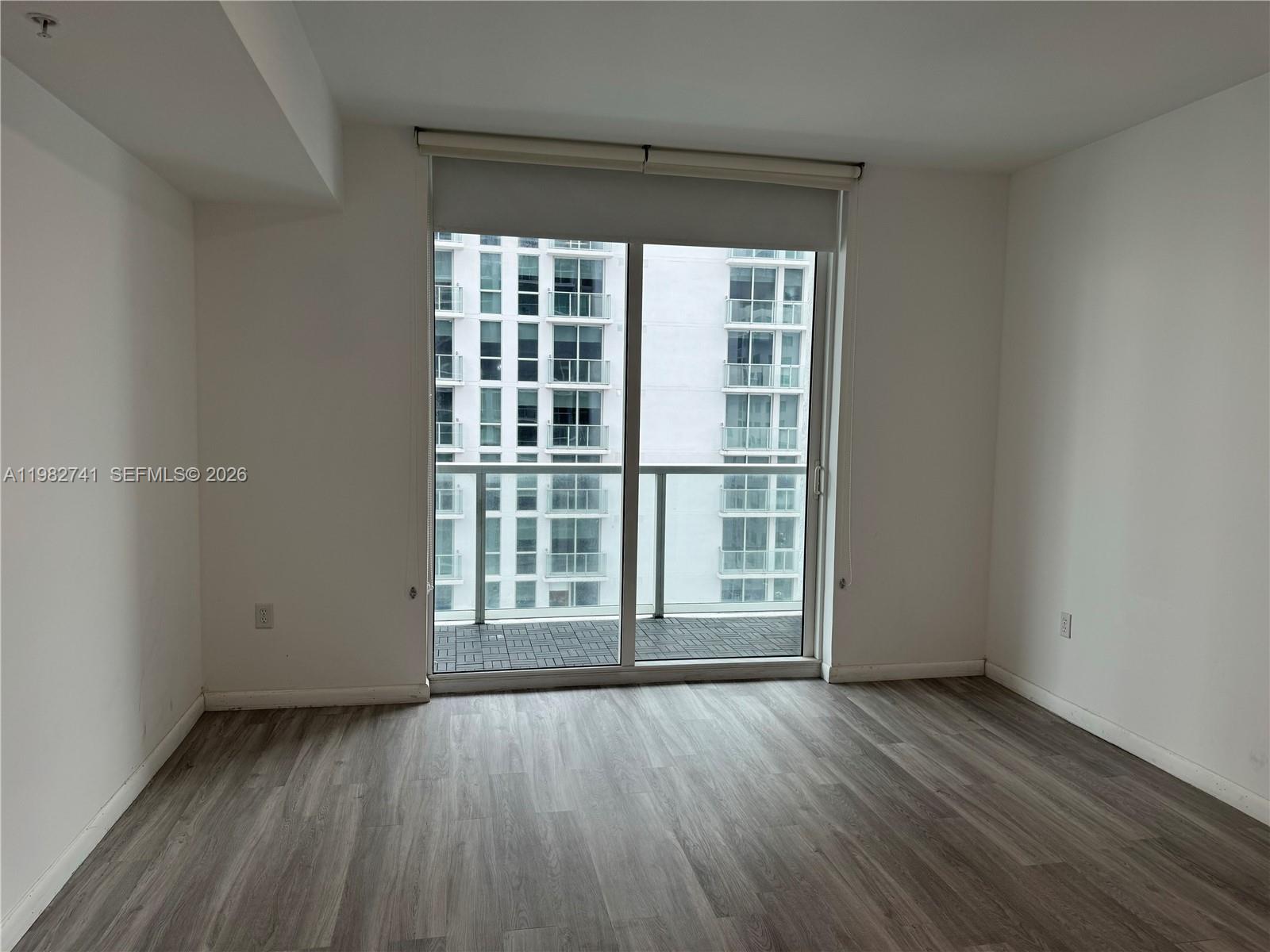 253 NE 2nd St #2306, Miami FL 33132