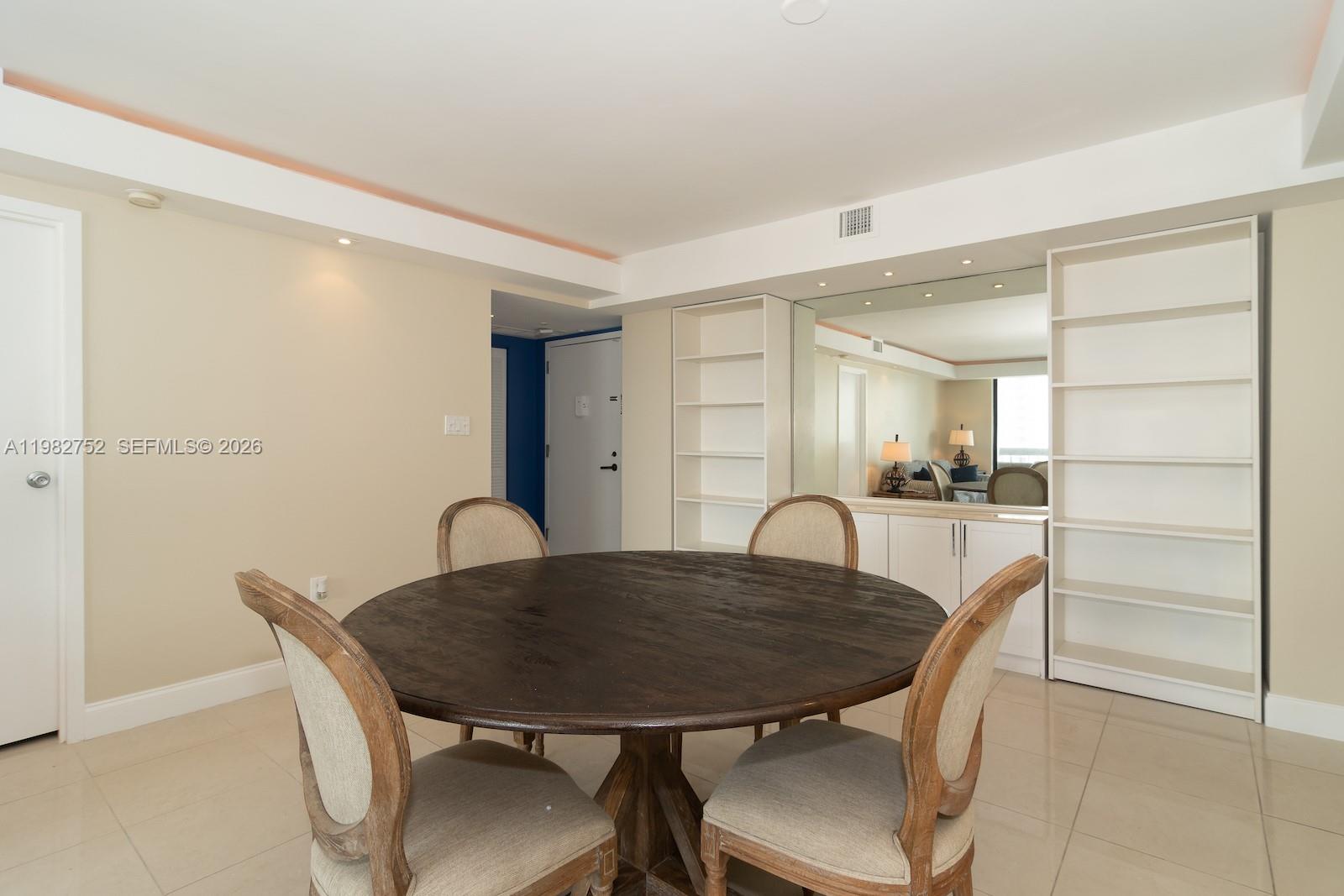 2333 Brickell Ave #1710, Miami FL 33129