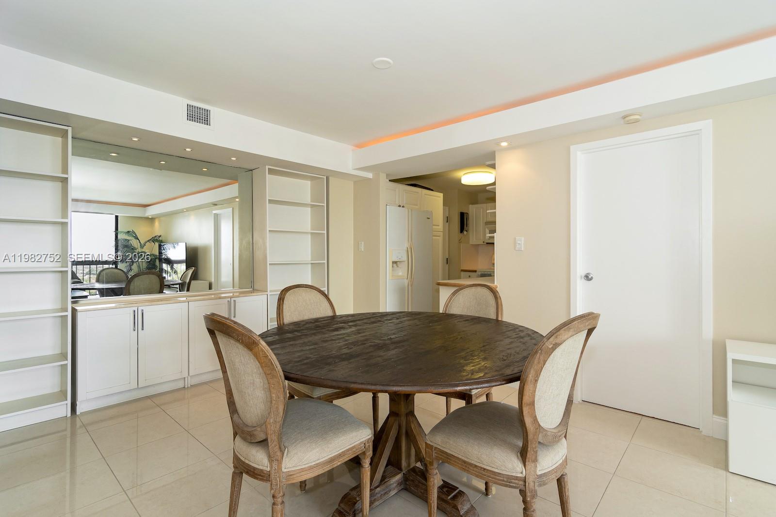 2333 Brickell Ave #1710, Miami FL 33129