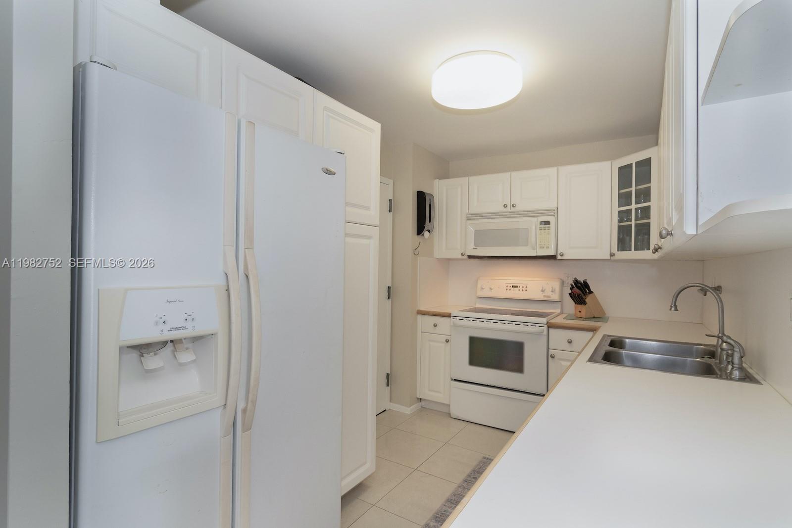 2333 Brickell Ave #1710, Miami FL 33129