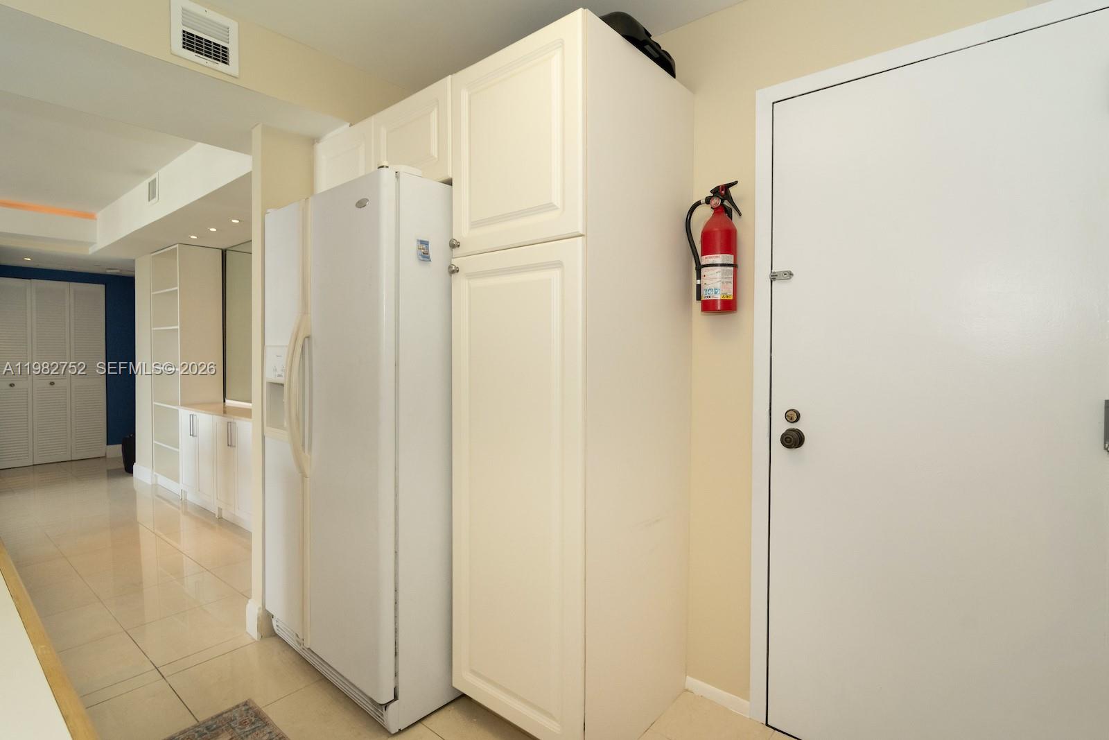 2333 Brickell Ave #1710, Miami FL 33129