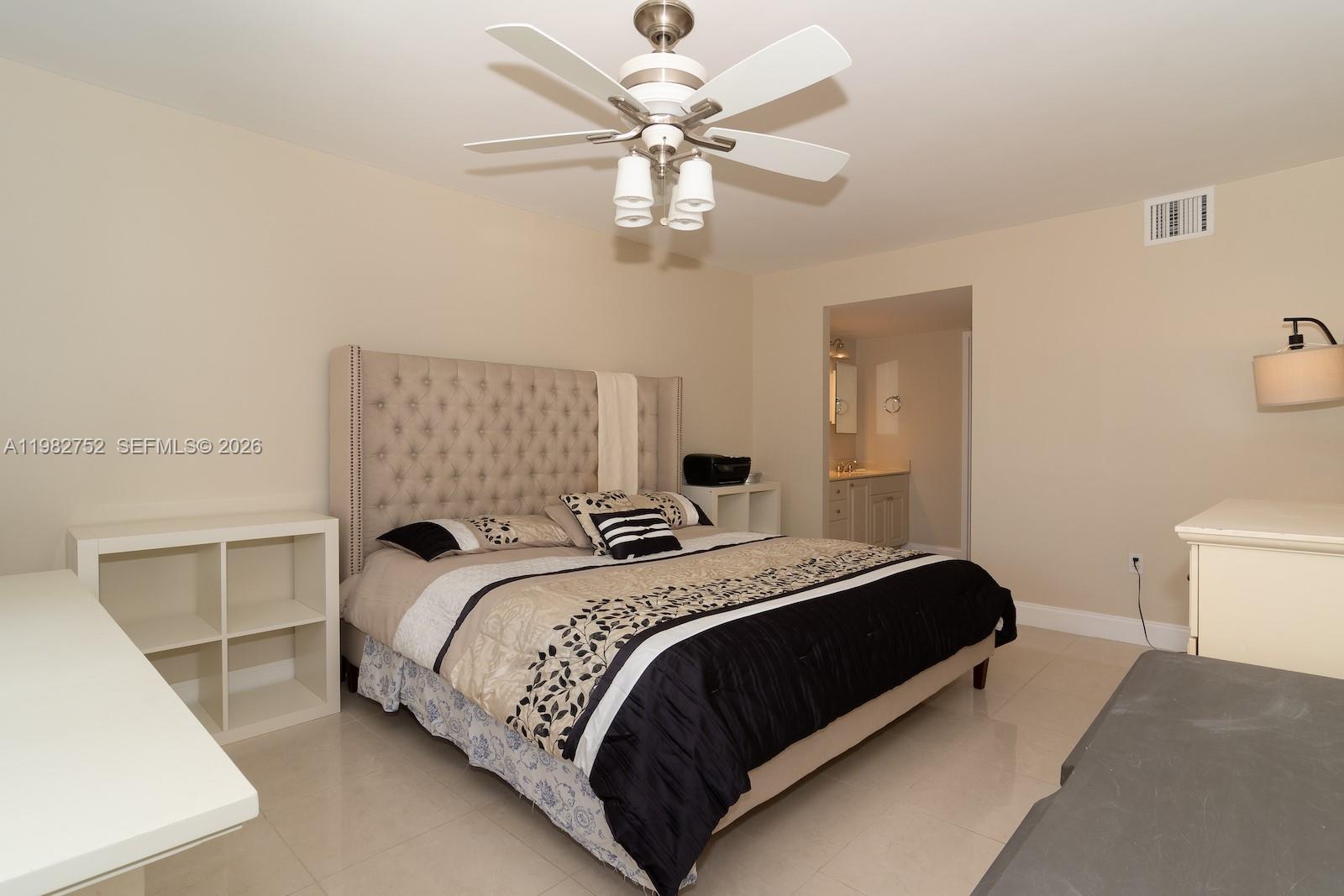 2333 Brickell Ave #1710, Miami FL 33129