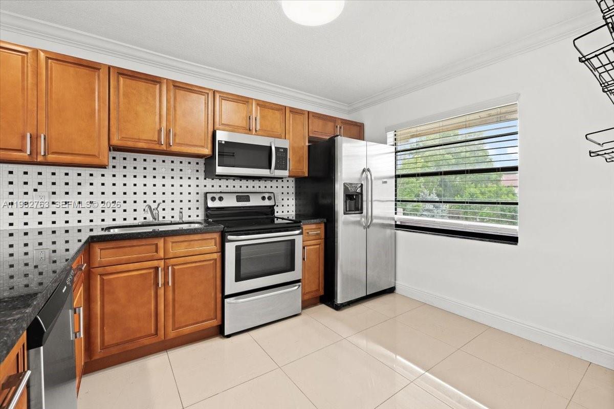 7944 Eastlake Dr #D, Boca Raton FL 33433