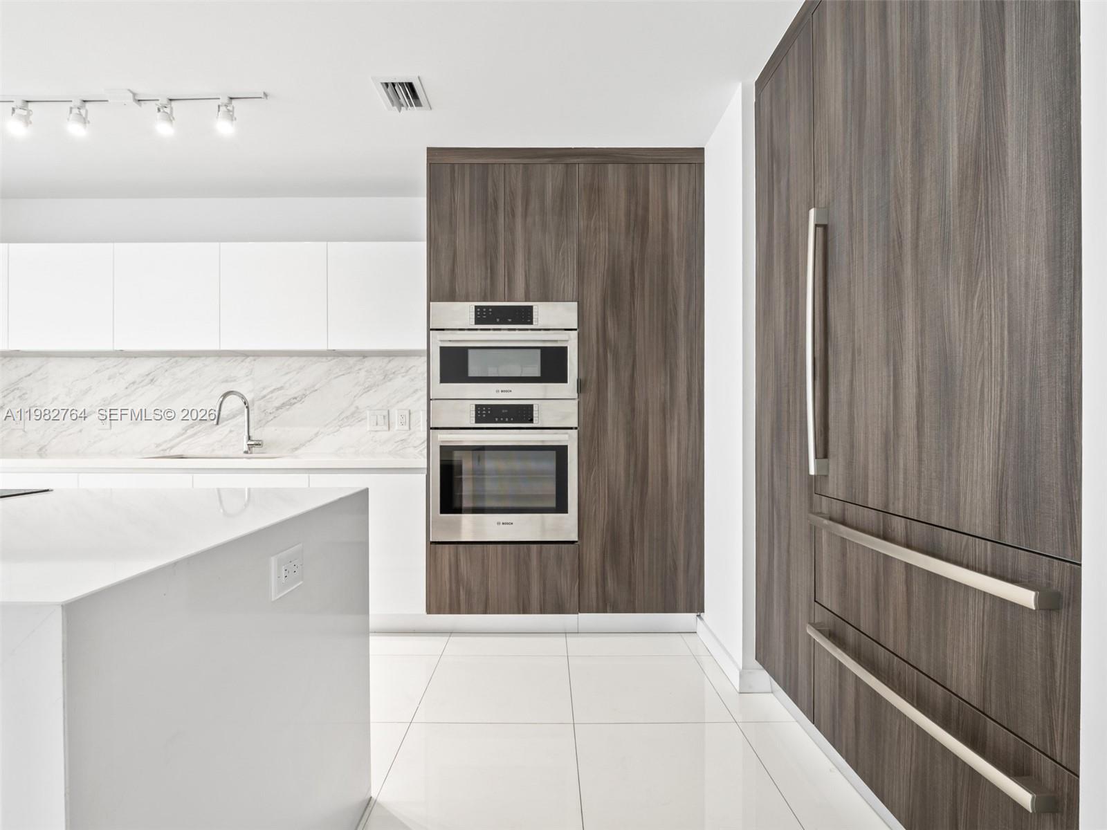 851 NE 1st Ave #4801, Miami FL 33132