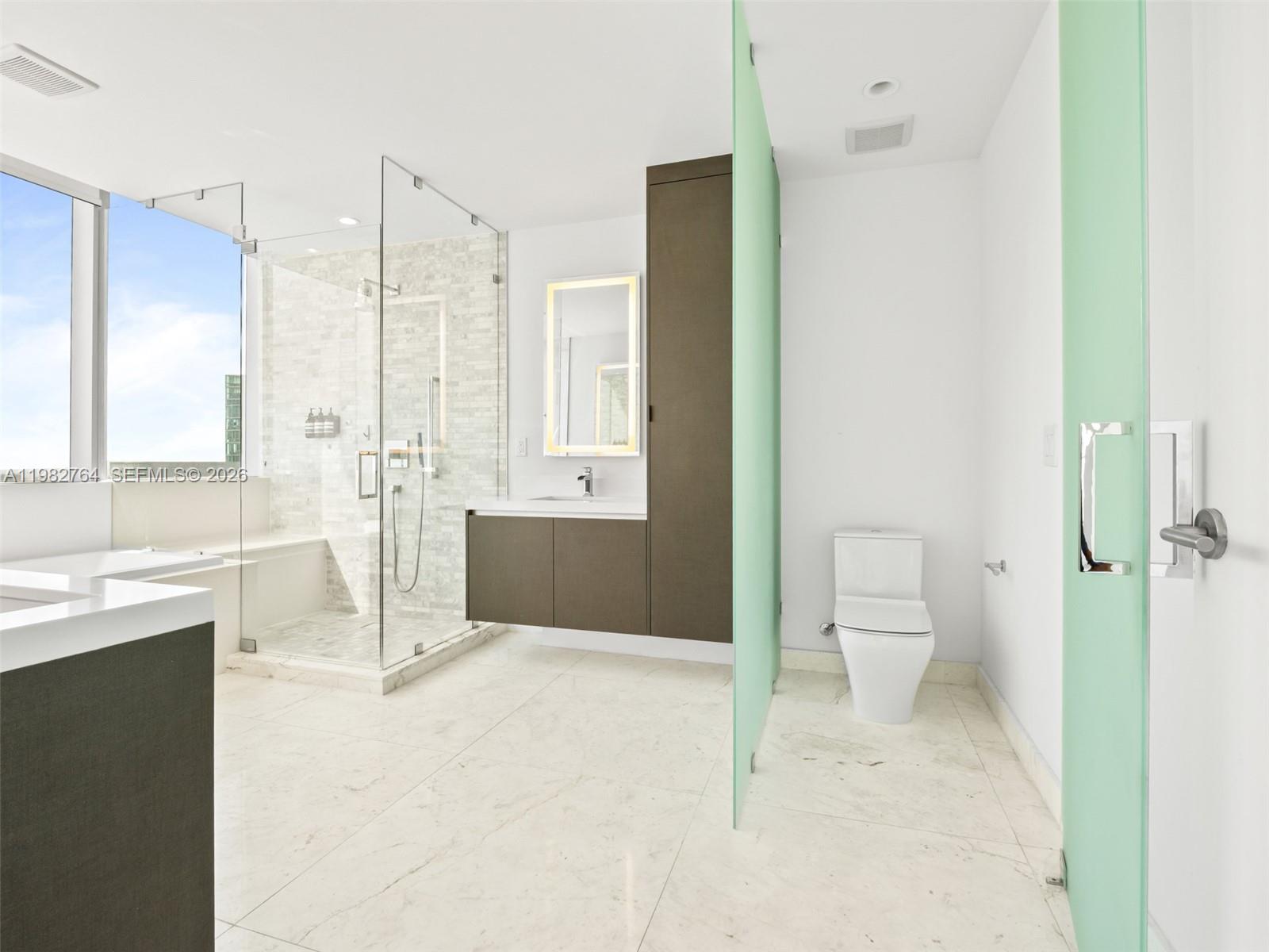 851 NE 1st Ave #4801, Miami FL 33132