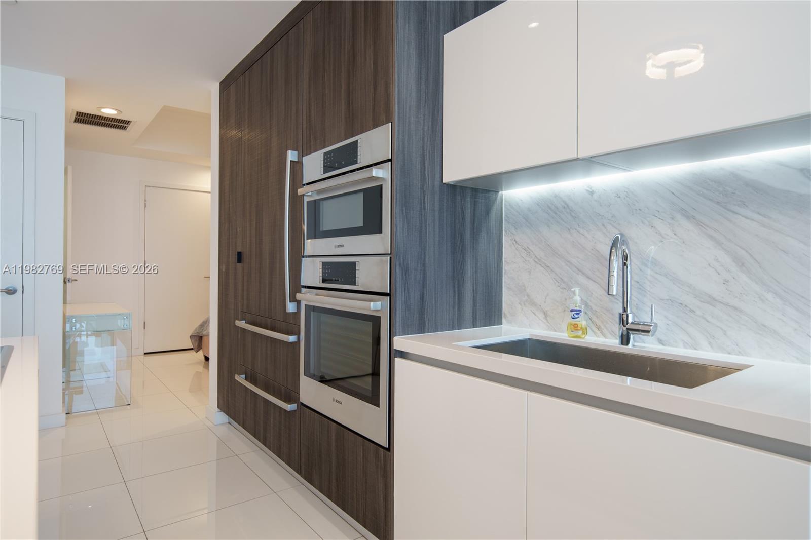 851 NE 1st Ave #4406, Miami FL 33132