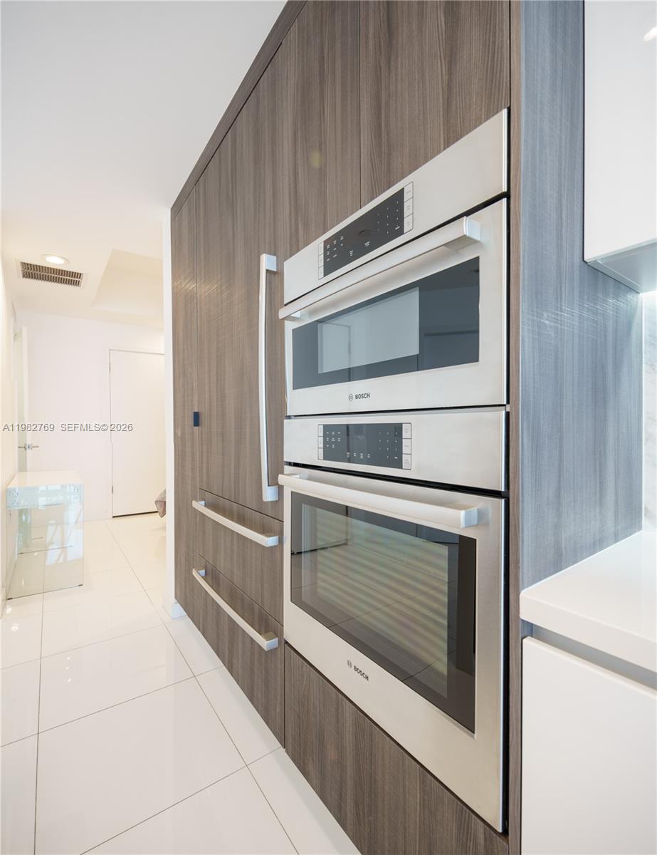 851 NE 1st Ave #4406, Miami FL 33132