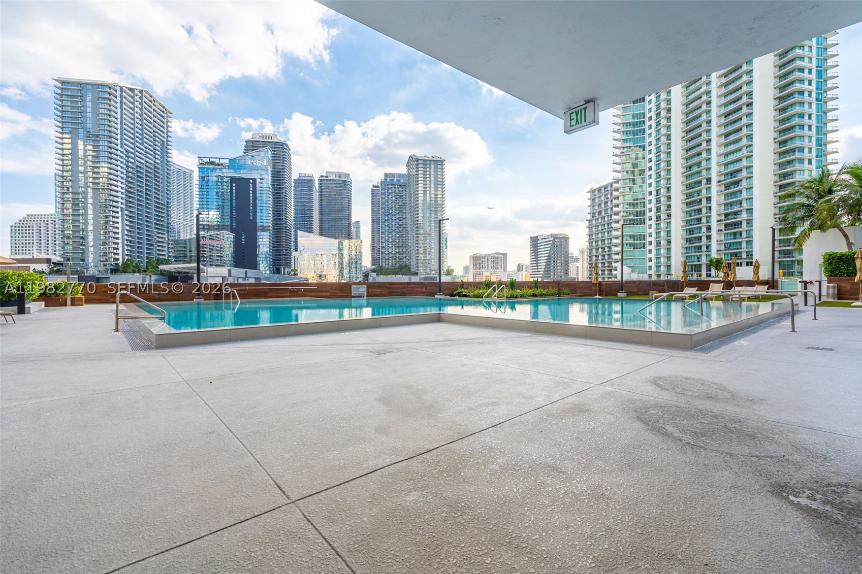 350 S Miami Ave #2412, Miami FL 33130
