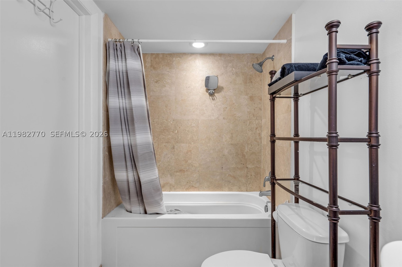 350 S Miami Ave #2412, Miami FL 33130