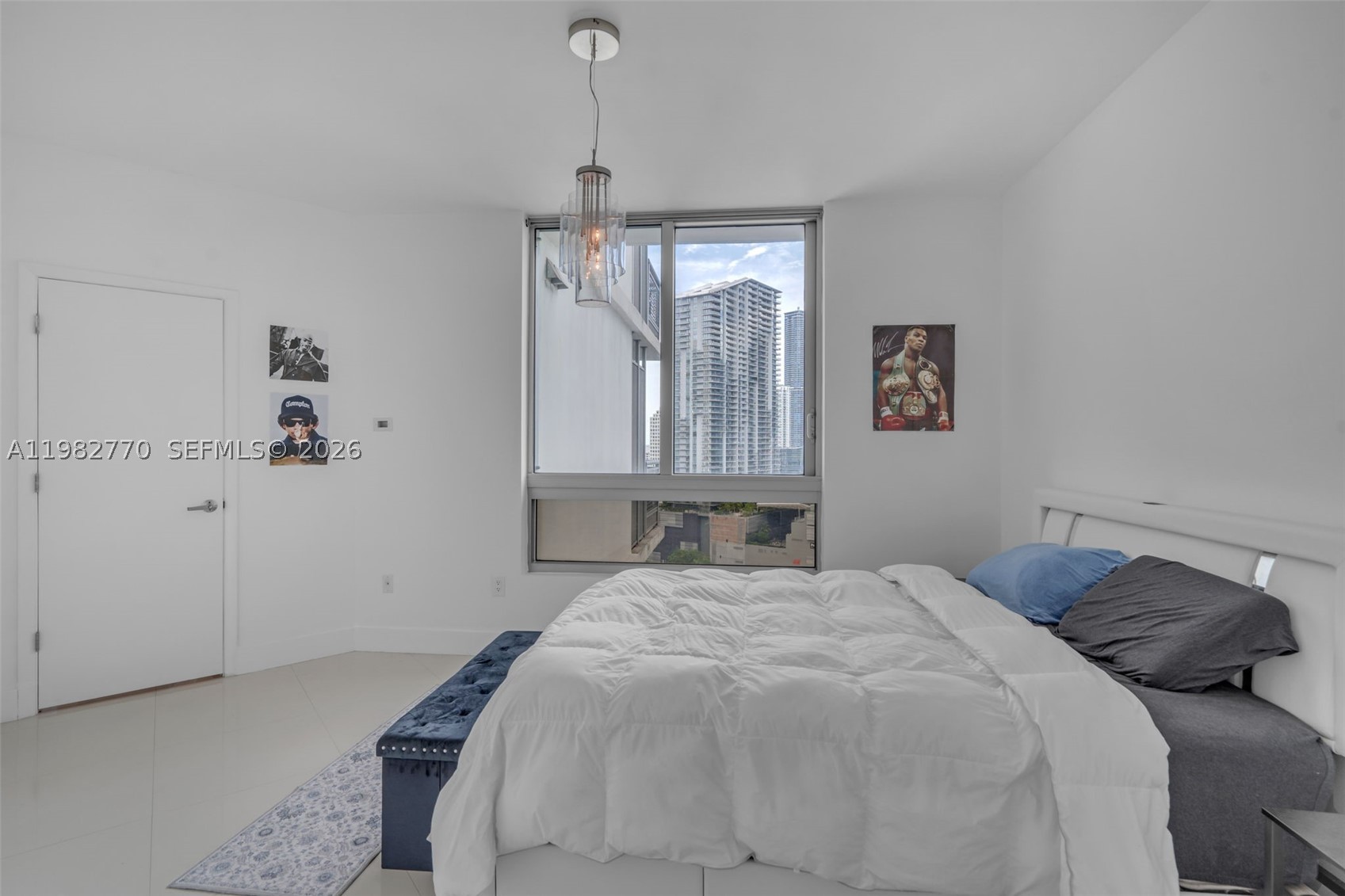 350 S Miami Ave #2412, Miami FL 33130