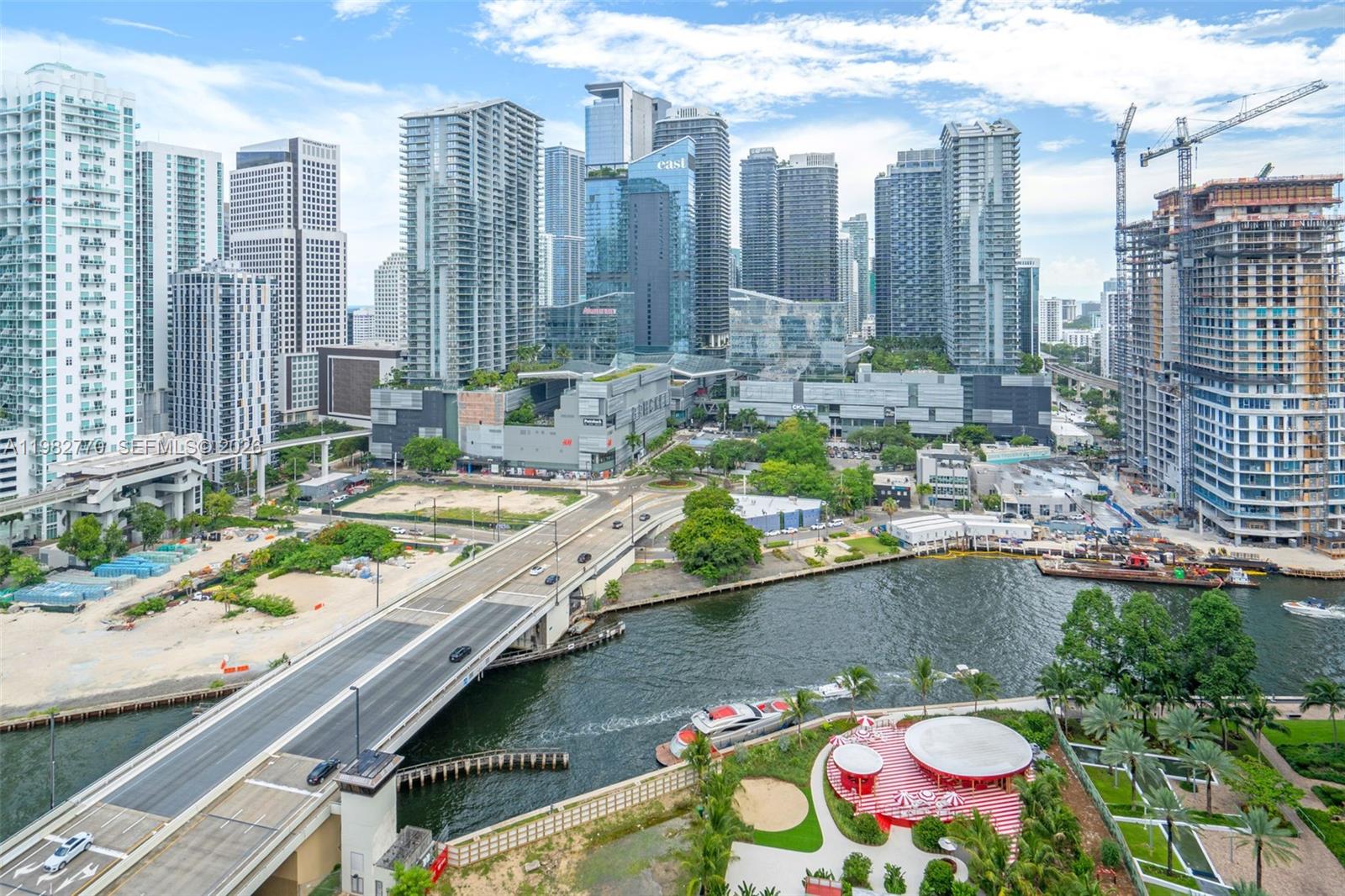 350 S Miami Ave #2412, Miami FL 33130
