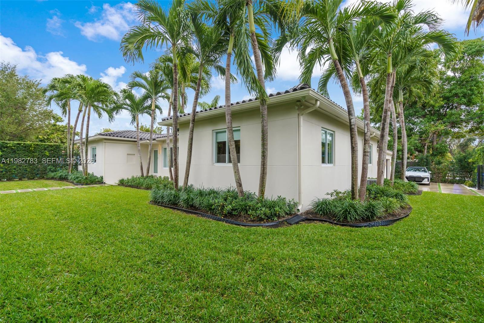 500 NE 51st St, Miami FL 33137