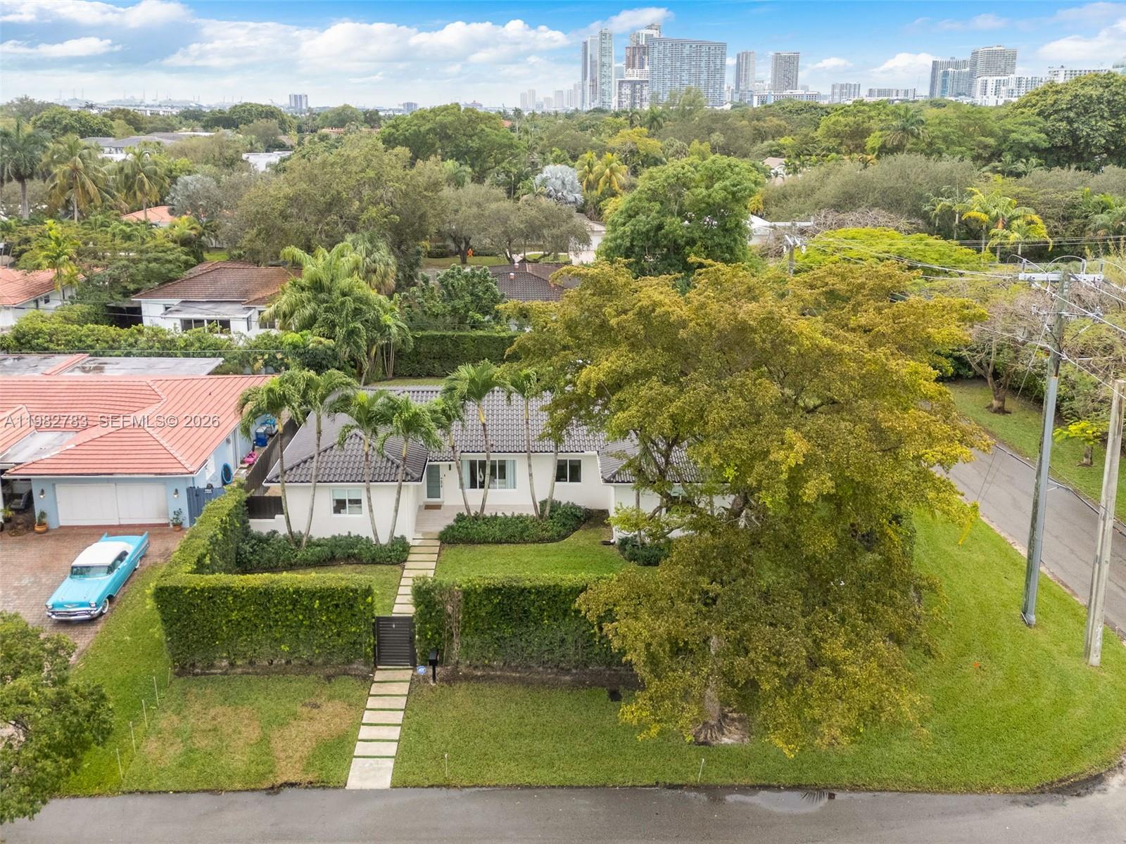 500 NE 51st St, Miami FL 33137