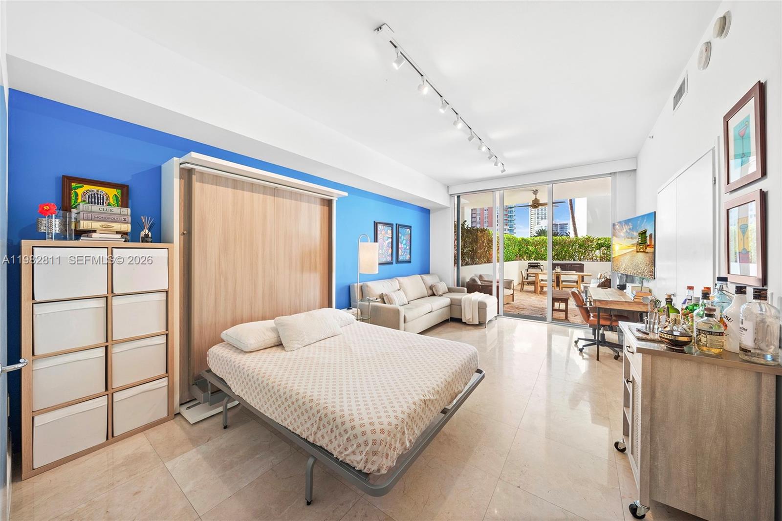 50 S Pointe Dr #509, Miami Beach FL 33139