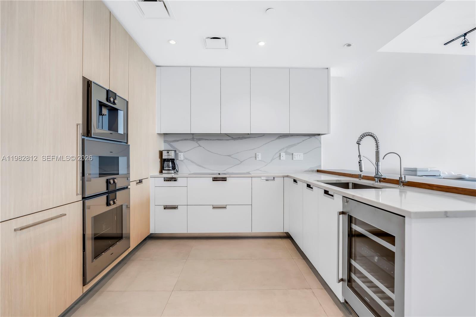 15701 Collins Ave #2903, Sunny Isles Beach FL 33160