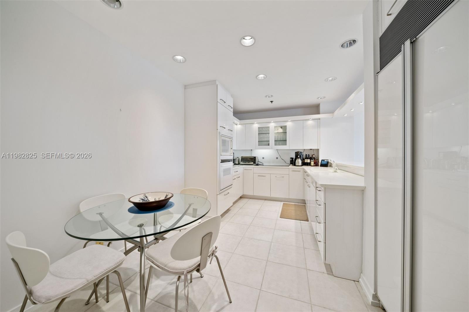 201 Crandon Blvd #927, Key Biscayne FL 33149