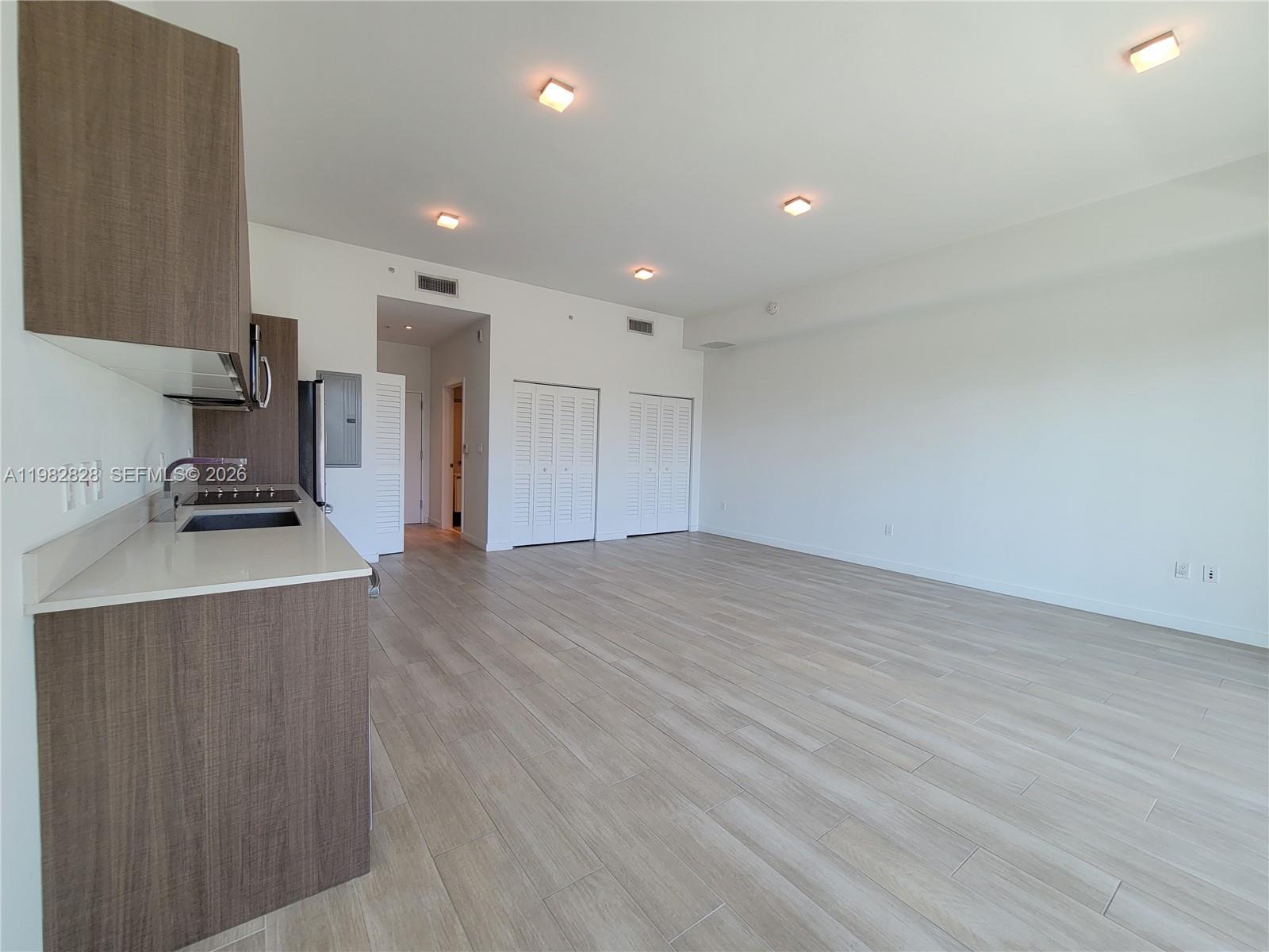 1600 SW 1 Ave #411, Miami FL 33129