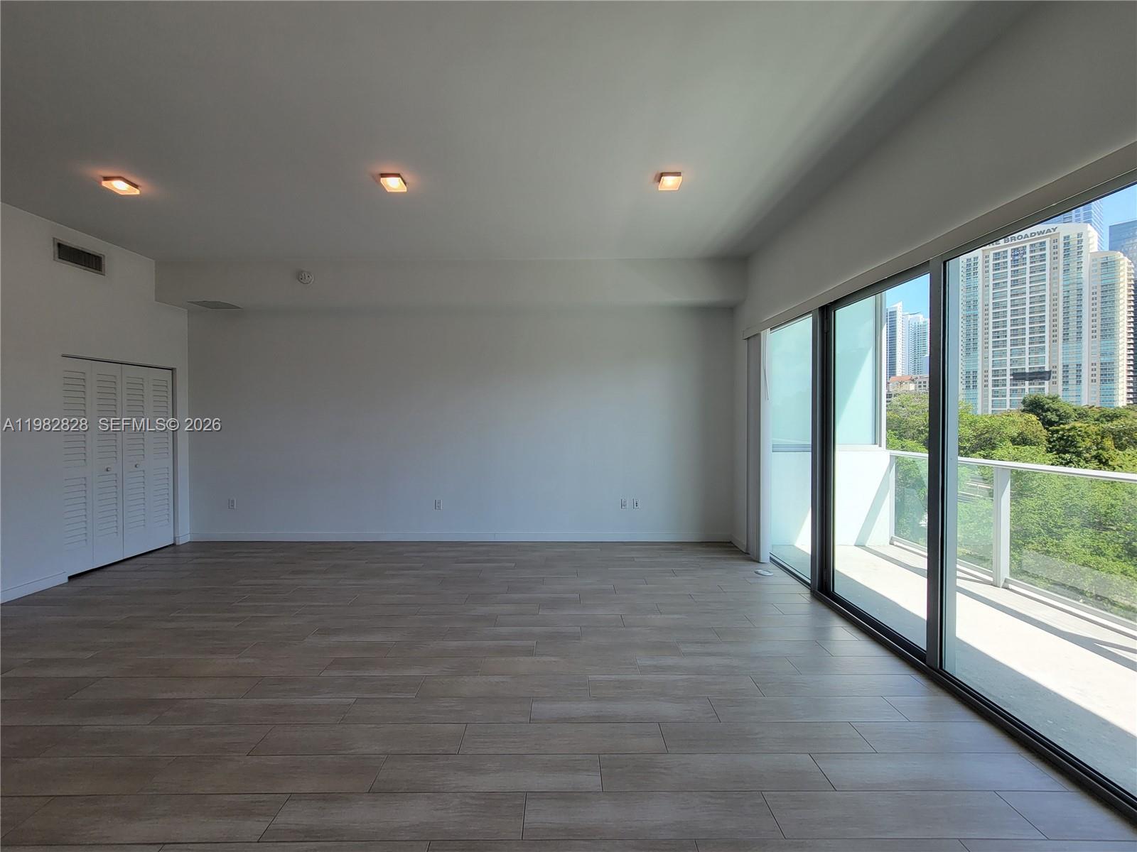 1600 SW 1 Ave #411, Miami FL 33129