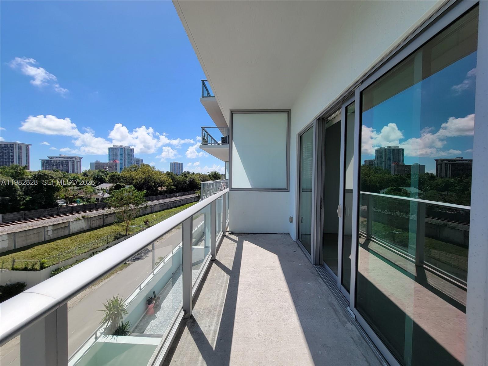1600 SW 1 Ave #411, Miami FL 33129