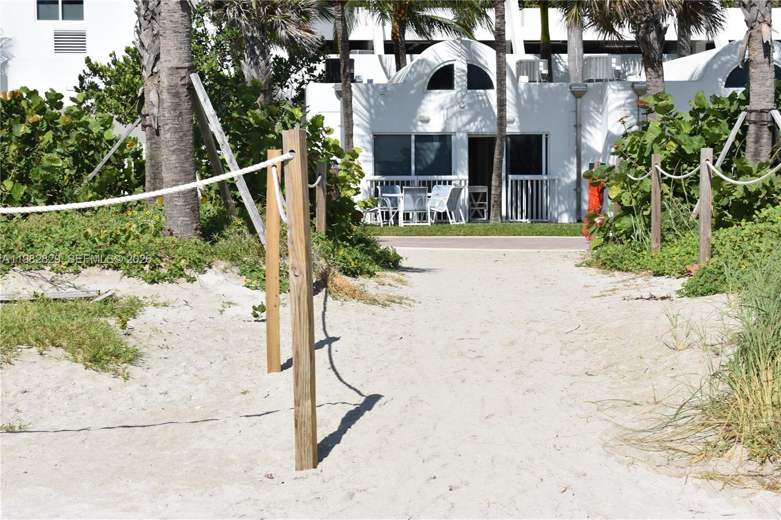 6365 Collins Ave #2106, Miami Beach FL 33141