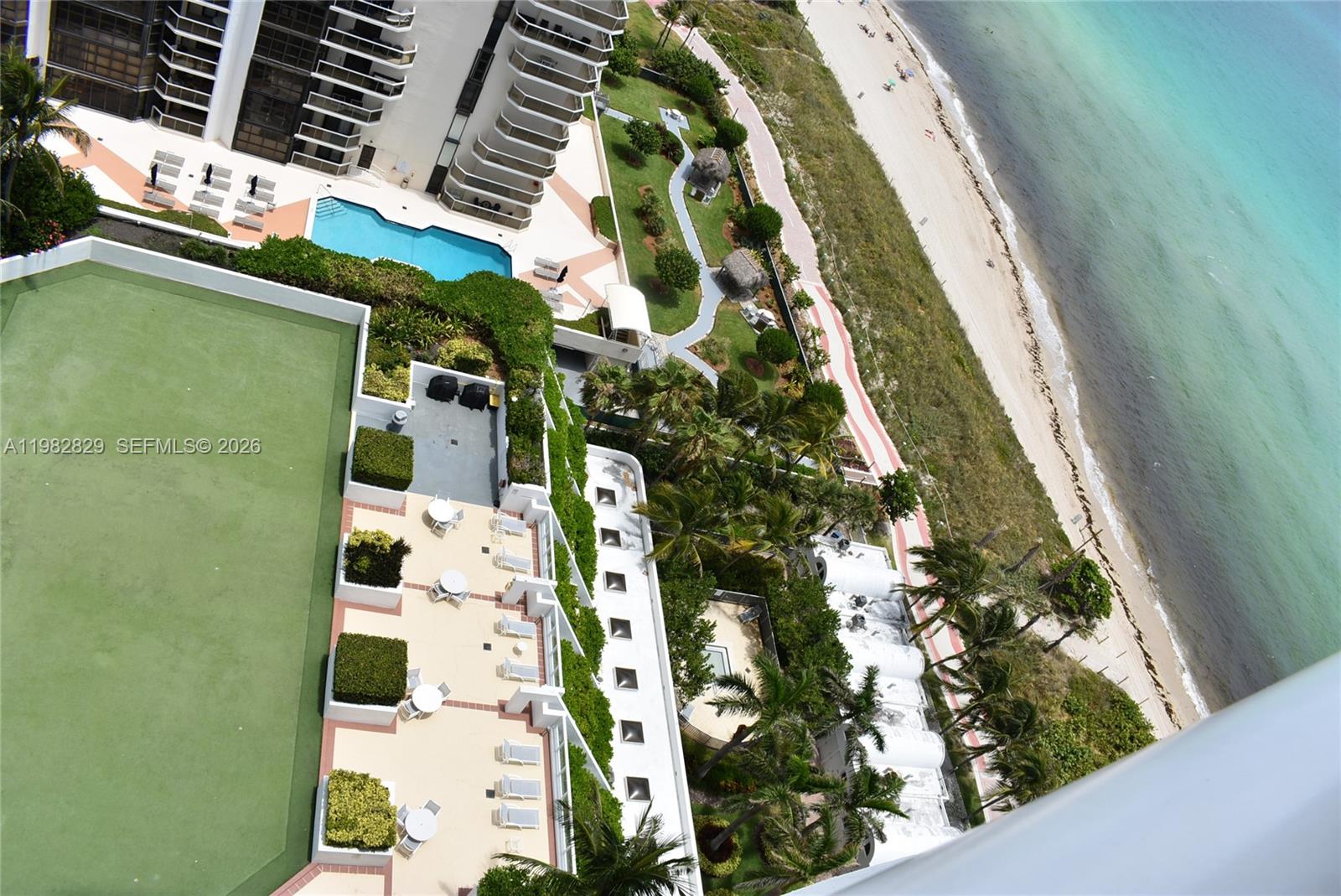 6365 Collins Ave #2106, Miami Beach FL 33141