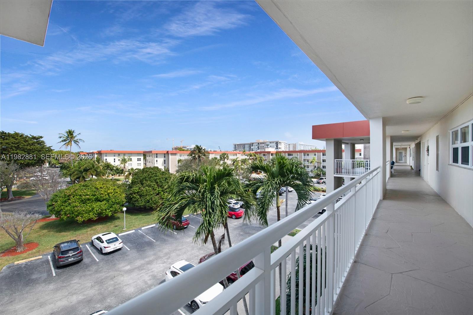 3050 NE 48th Ct #401, Lighthouse Point FL 33064